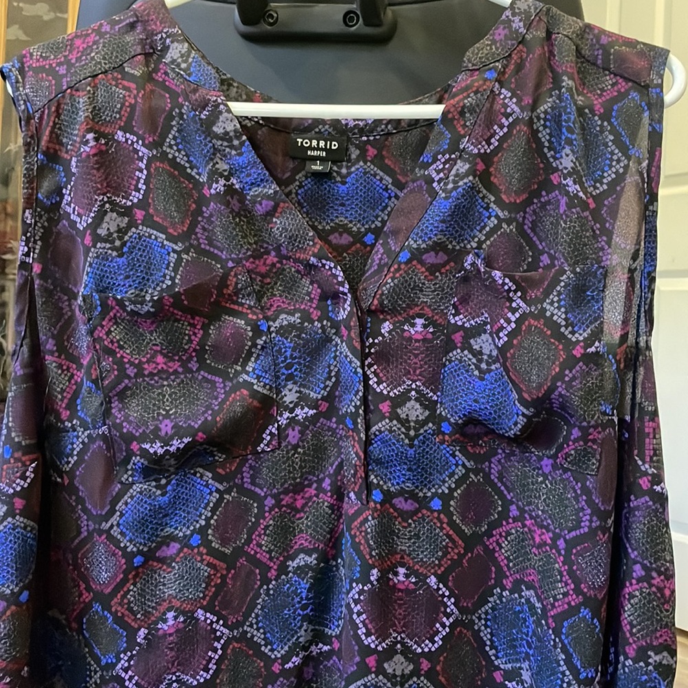 Torrid Sleeveless Blouse, Sz. 1